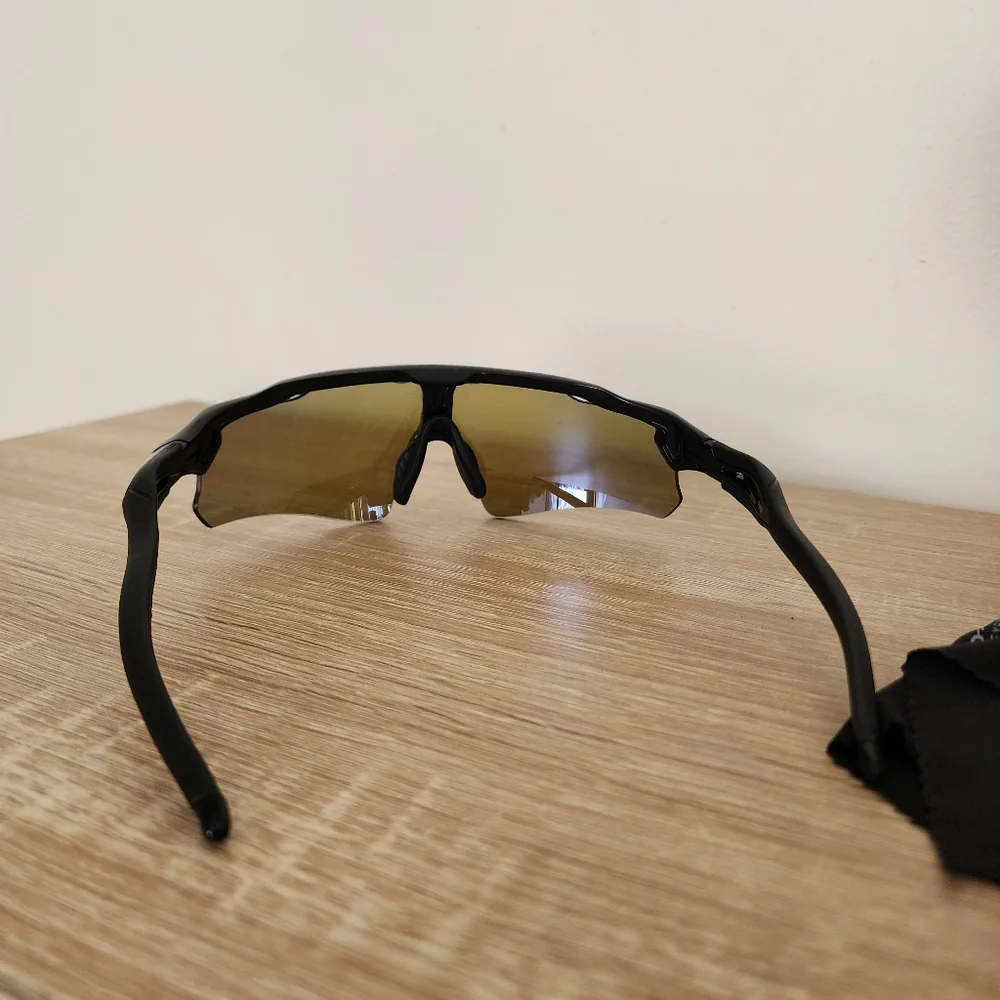 Oakley Radar‎ ev path